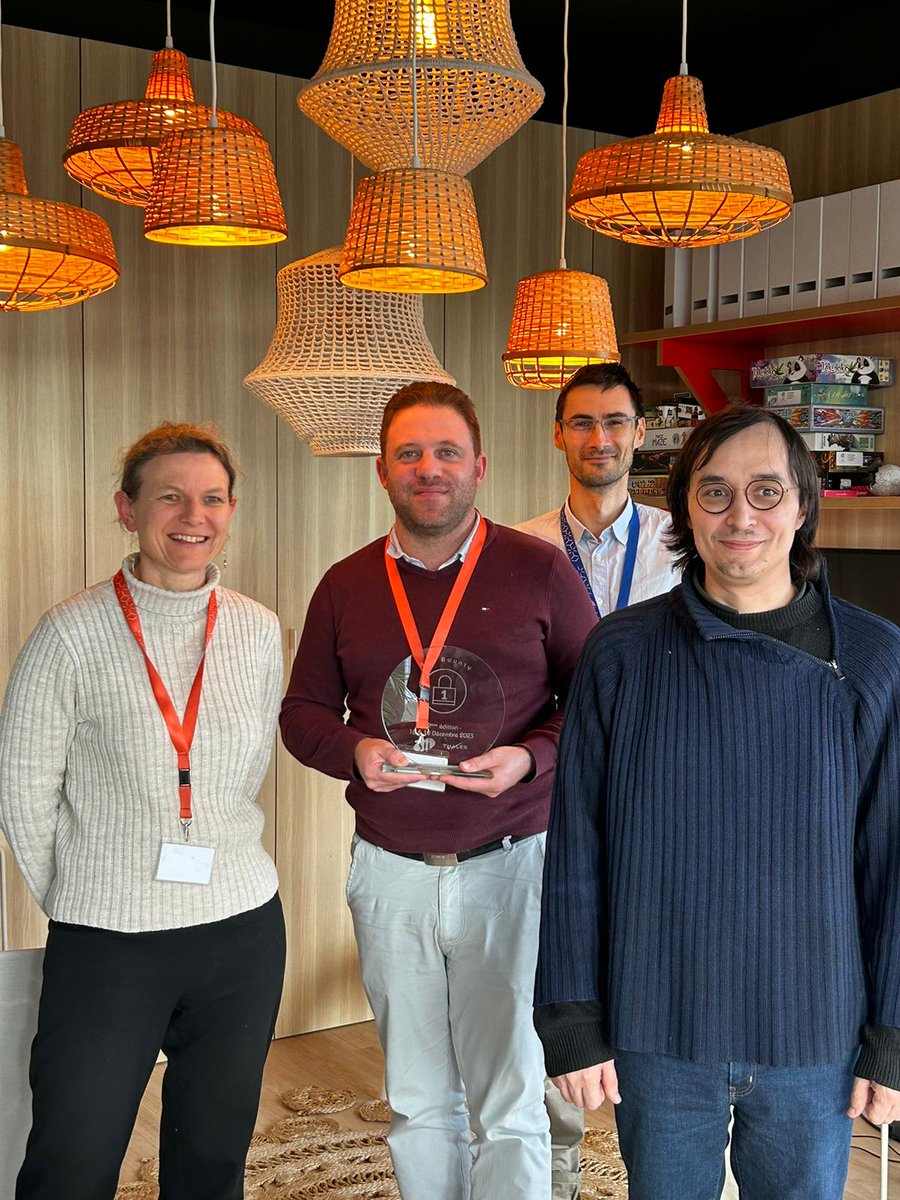 Clap de fin pour la 2nd édition du Bug Bounty THALES x SII dans nos locaux à Nantes.

👥4 équipes de 4 personnes
💼Des profils Front, Back, Fonctionnels et Cyber
👾165 bugs en tout genre relevés et qui seront corrigés dans les semaines à venir.

Rendez-vous l'année prochaine ?✌️
