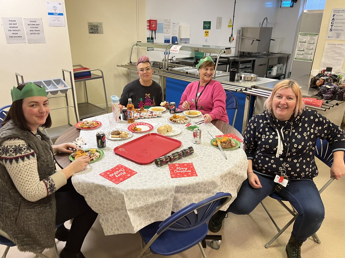 Food, glorious food 😍 Christmas dinner day at @IWBSFalkirk Massive thank you to Mrs Hutchinson for making a delicious Christmas meal for the staff and pupils! What course was your favourite? #watchusgrow