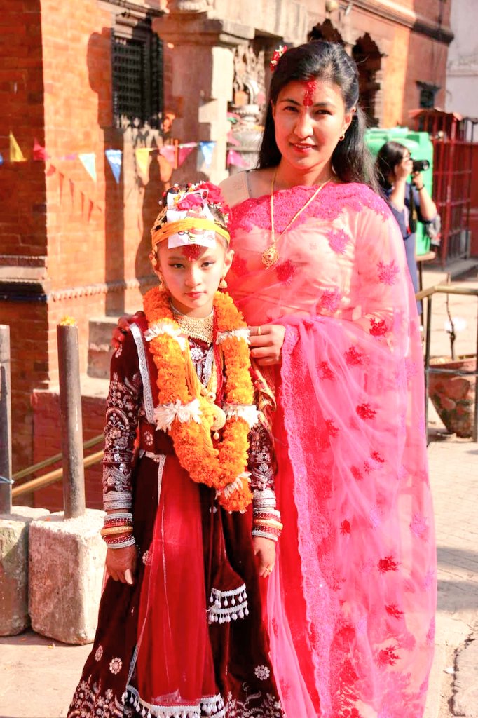NabinaSht's tweet photo. हाम्रो संस्कृति को एक झलक 💜
#बेलबिवाह #संस्कृति #नेवाः https://t.co/NoV7opwUAL