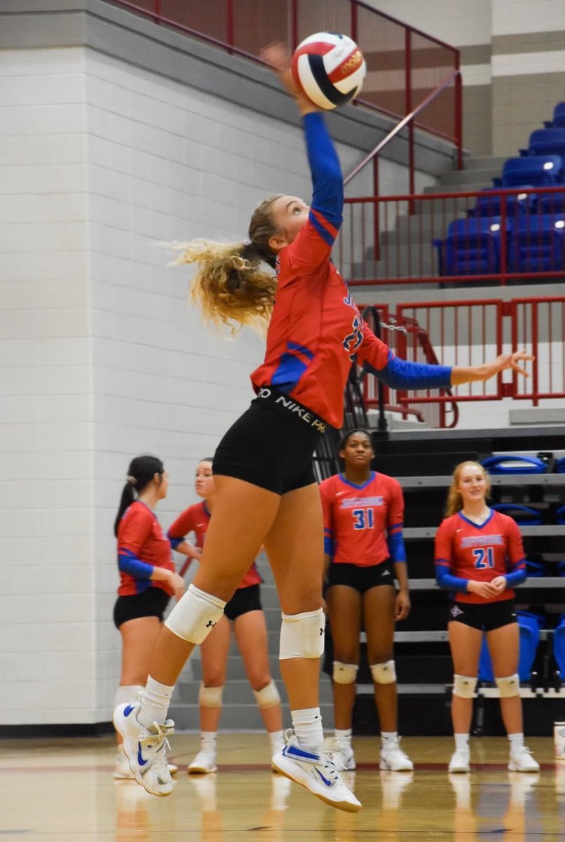 POCCPA's tweet image. Piedmont Orthopedics Classic City Prep Awards. 
Nomination for Volleyball Player of the Year: HELENA KELLEY, Jefferson HS. GACA All-Star, 1054 career assists, 461 digs, 351 kills 
#poprepawards