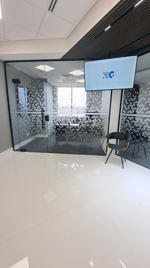 WestmountSigns's tweet image. We recently installed new interior #windowfrosting Kingsguard.ca &apos;s HQ! Frosting is an excellent way to add a dynamic look to your space or provide privacy to meeting rooms without compromising natural light.

Now booking for 2024 - contact us: sales@westmountsigns.com