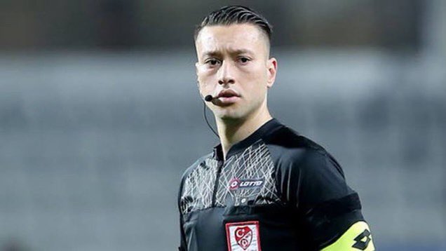 Sana hakem diyen operasyon çocuklarına.. 
#zorbayküçük