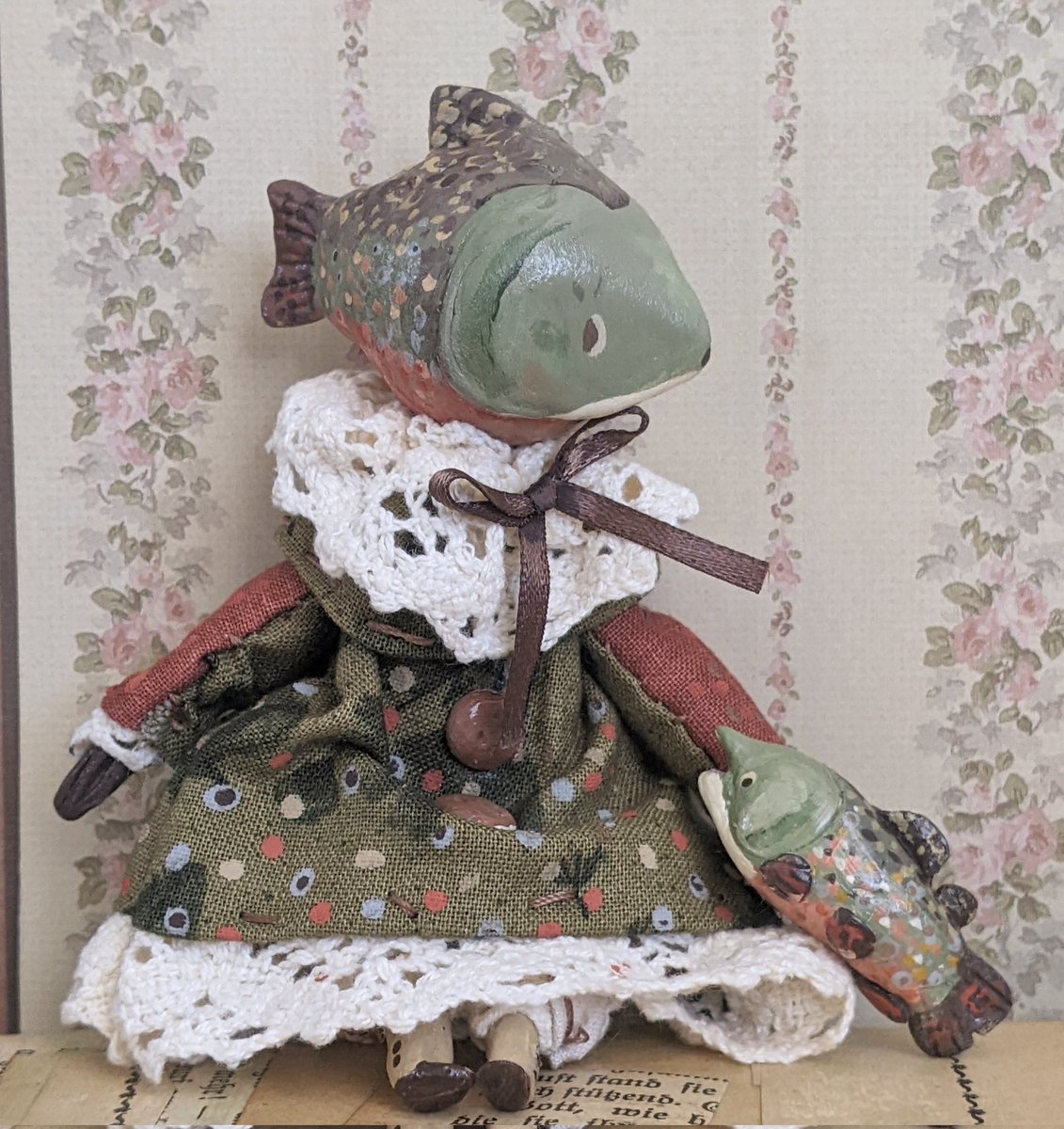 Wynfred1840's tweet photo. Brook troutdoll commission with brook trout figurine as a thankyou.
2023. https://t.co/9XowYmZ035