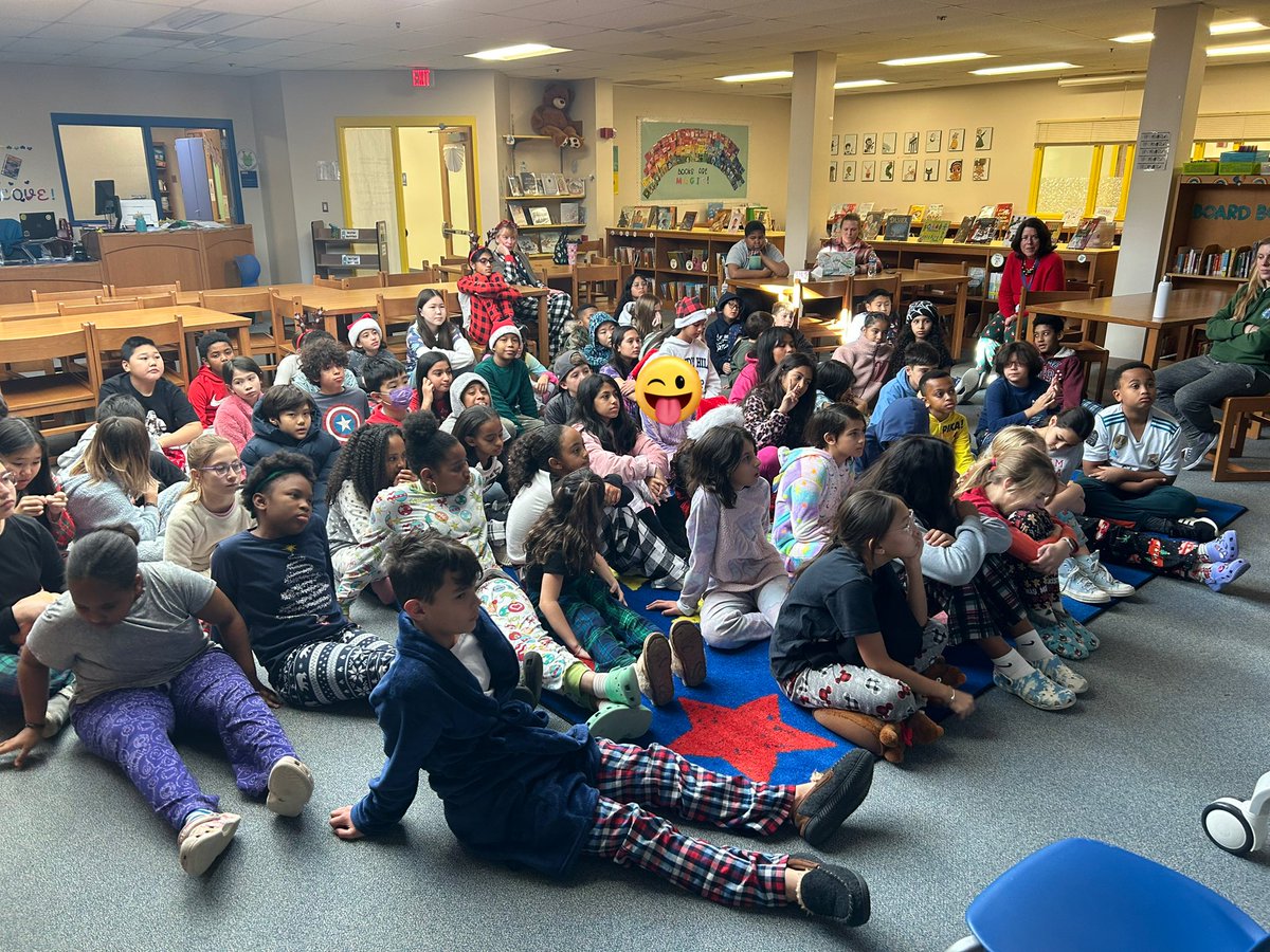 5th graders watching an author talk <a href="/Innovation_APS/">Innovation Elementary</a> with our wonderful librarian. They were so excited to hear from <a href="/KateDiCamillo/">Kate DiCamillo</a> with <a href="/BookBreak4Schls/">BookBreak School Author Talks</a>.

I found our next read aloud after winter break!  <a href="/APSLibrarians/">APS Library Services</a> <a href="/MrsPeters_APS/">Claire Peters</a> @Mrs_White_APS