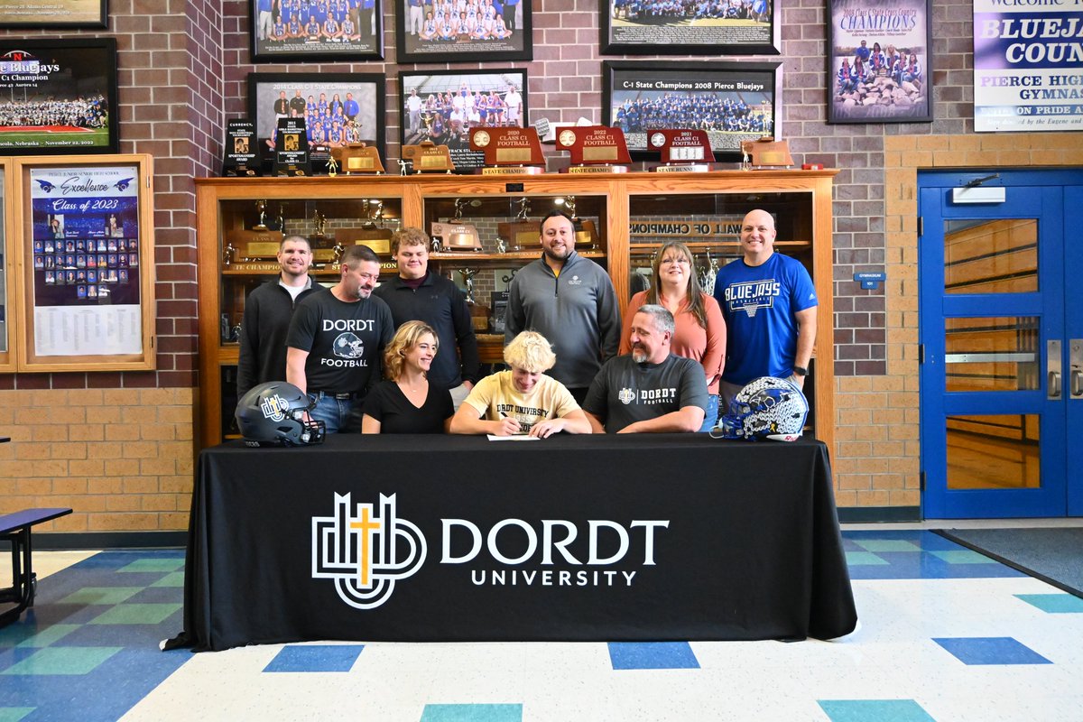 Congratulations to Keenan Valverde for signing to continue his academic and football career at Dordt University. #piercebluejays