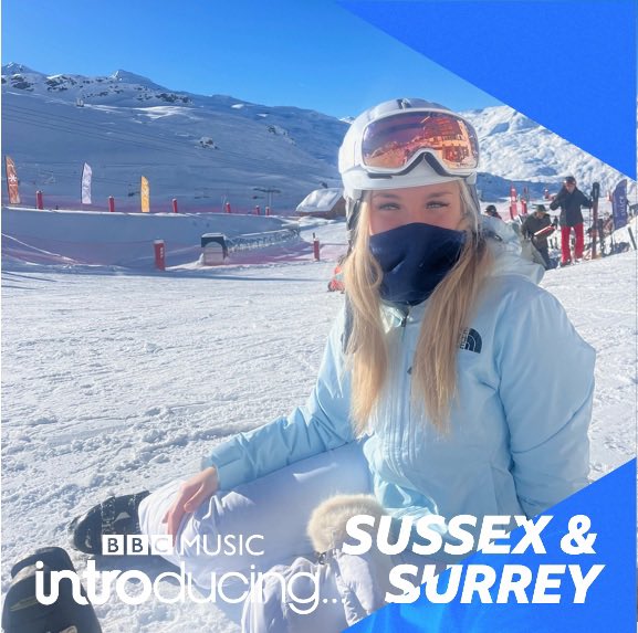 Amber T ♡ (@ambertmusic) on Twitter photo Listen in to <a href="/BBCIntroSouth/">BBC Music Introducing The South</a> with @MelitaRadio to hear my little festive song this Thurs 8-10pm on <a href="/BBCSurrey/">BBC Surrey</a> <a href="/BBCSounds/">BBC Sounds</a> 🎄🧑🏻🎄 Listen in to <a href="/BBCIntroSouth/">BBC Music Introducing The South</a> with @MelitaRadio to hear my little festive song this Thurs 8-10pm on <a href="/BBCSurrey/">BBC Surrey</a> <a href="/BBCSounds/">BBC Sounds</a> 🎄🧑🏻🎄