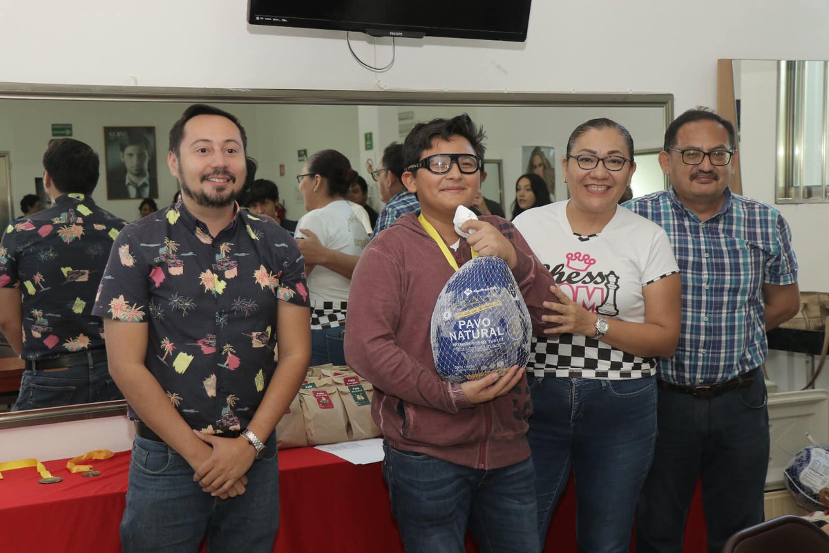 La Fiesta del Ajedrez en Chetumal: Estrategia, comunidad y premios navideños brillaron en el evento del Club Magnus.