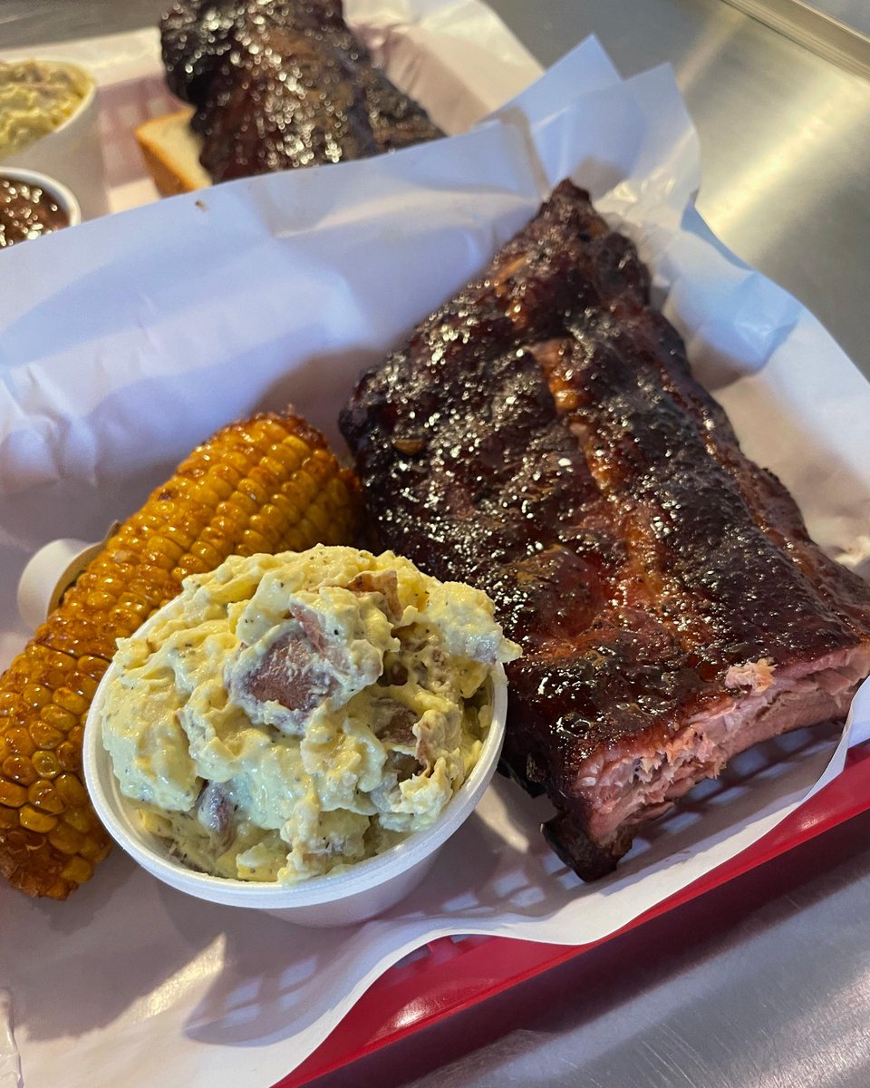 Lunchtime! 🐖🔥😋

#pappyssmokehouse #stlouis #stl #stleats #eatstl #eatlocal #stlfoodie #foodie #food #bbq #bbqfoodie #bbqlover #porkribs #smokedmeats #stlfoodscene #stlouisgram #explorestlouis