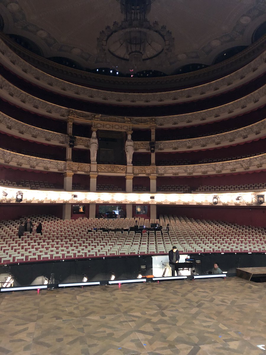 General rehearsal of Die Fledermaus <a href="/bay_staatsoper/">BayerischeStaatsoper</a> - bring it on!!