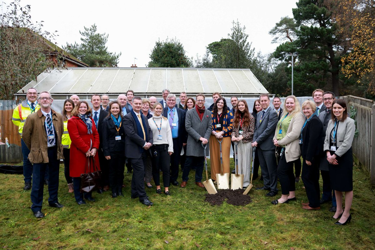 Kier joined @DorsetHealth, @NationalNHP and Lord Markham CBE in celebrating the groundbreaking events at St Ann’s Hospital and the Child and Adolescent Mental Health Services (CAMHS) unit in Dorset. ow.ly/5Vl950QkGPv (Photo was taken in a site safe zone.)