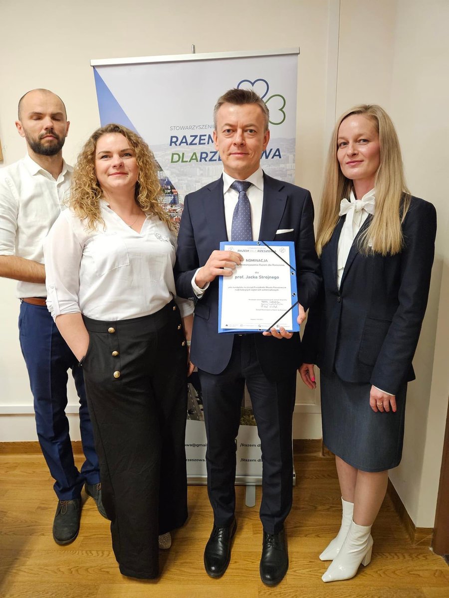 Wow! Świetne wiadomości z Podkarpacia! Ekipa Razem dla Rzeszowa udzieliła rekomendacji Jackowi Strojnemu, który wystartuje na prezydenta tegoż miasta! To kolejne, mocne ogłoszenie przed wyborami samorządowymi w gronie naszego Stowarzyszenia (a zapewne nie ostatnie!) 🫡✨🤩
