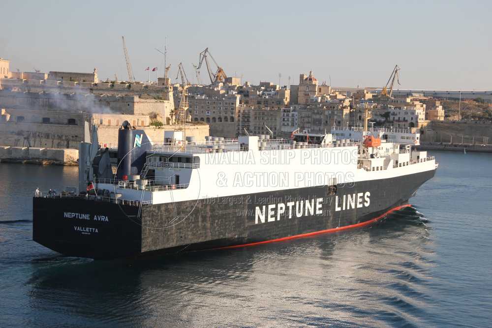 #NEPTUNE_LINES #carcarrier #NEPTUNE_AVRA #entering #grandharbourmalta - 01.06.2012 - www.maltashipphotos.com- NO PHOTOS can be used or manipulated without our permission