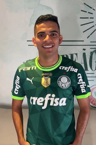 GBzu-5FXIAAinmO?format=png&name=small