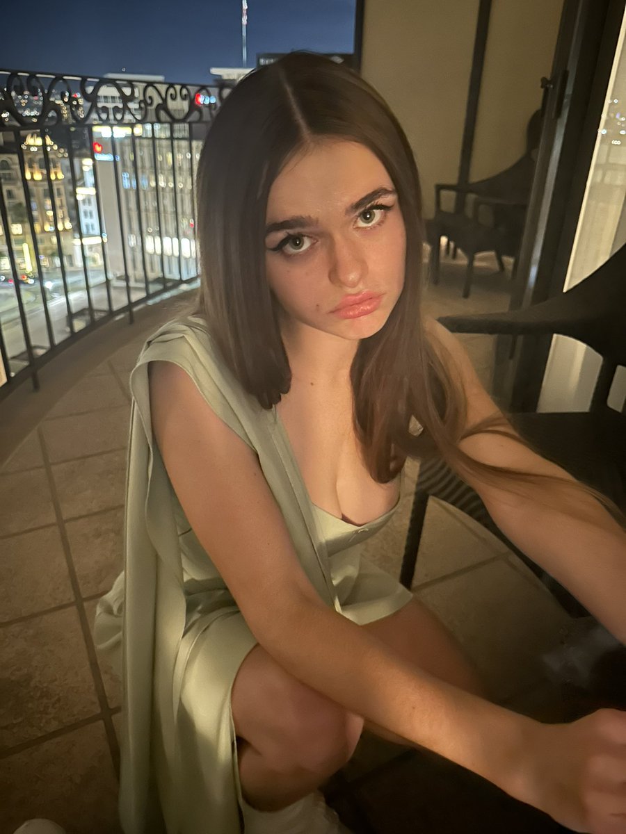 megnutt02's tweet image. Salty or sweet?