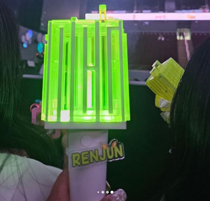 chanchangsub's tweet photo. ❗️ic for rent nct neobong lightstick

💭 pls read terms and condi b4 transacting
✉️ dm me for questions or inquiries

— reply mine or dm to claim !

# wtr ls rent nct 127 3rd tour the unity neo city #NEOCITY_THE_UNITY_in_BULACAN https://t.co/eq44TgRIly