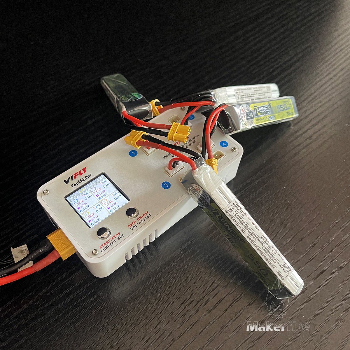 makerfirefpv's tweet photo. 😍VIFLY 4ポート2Sバッテリー保管充電器!
バランスXH2.54とBT3.0の両方に対応!👍
😎乞うご期待!!
https://t.co/P07CbGaKAq
#vifly #2sharger #makerfire #LiPocharger https://t.co/JEtJEA3Q9g