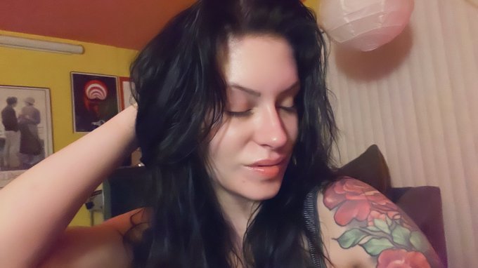 Good night LA, tomorrow we will kick off this trip ❤️ https://t.co/z8GcaPJOjs