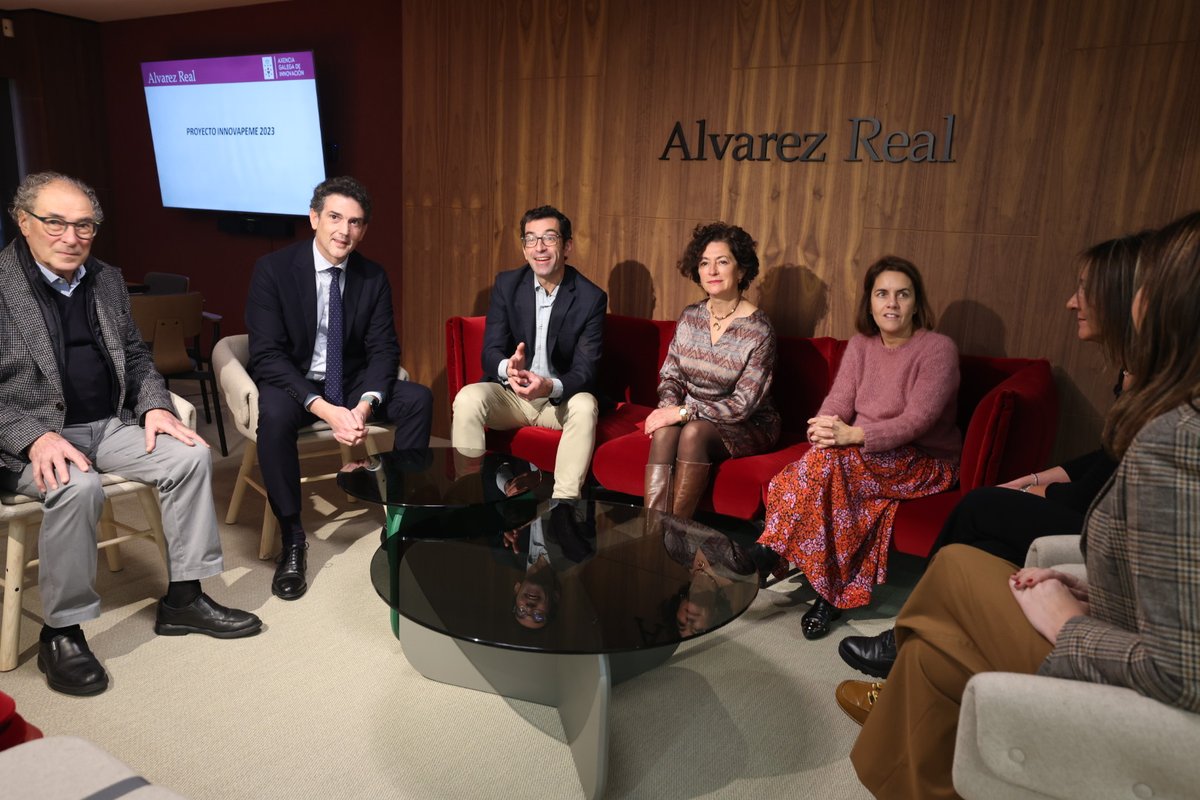 axenciaGAIN's tweet photo. A directora de Gain, Patricia Argerey, visitou a #peme lucense @AlvarezRealSL , dedicada á asesoría e xestión de empresas, para coñecer o plan de innovación que implantarán en 2024 grazas ao programa #InnovaPeme
🔗 https://t.co/iKU1Azm8rO
@Xunta @galiciacrece https://t.co/hChRAtKcdp