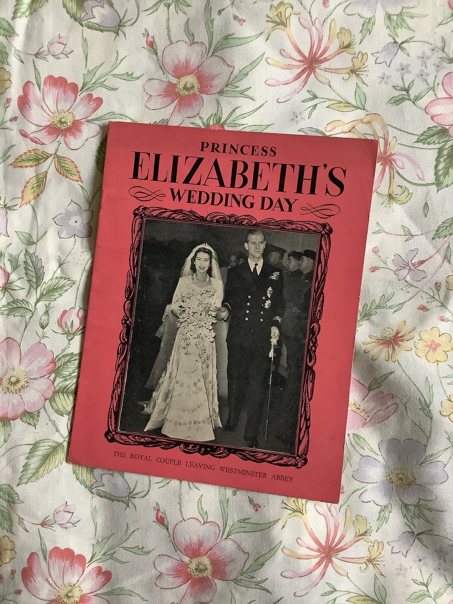 Happy Thursday to all at #EarlyBiz We stock an eclectic mix of ORIGINAL Vintage and Retro books, greetings cards etc in our Emporium Etsy.com/Shop/WatsonsVi… Why not pop in and take a trip down memory lane today? Enjoy your day whatever you are up to from Rachael & Watson 😄🐶📚🛍