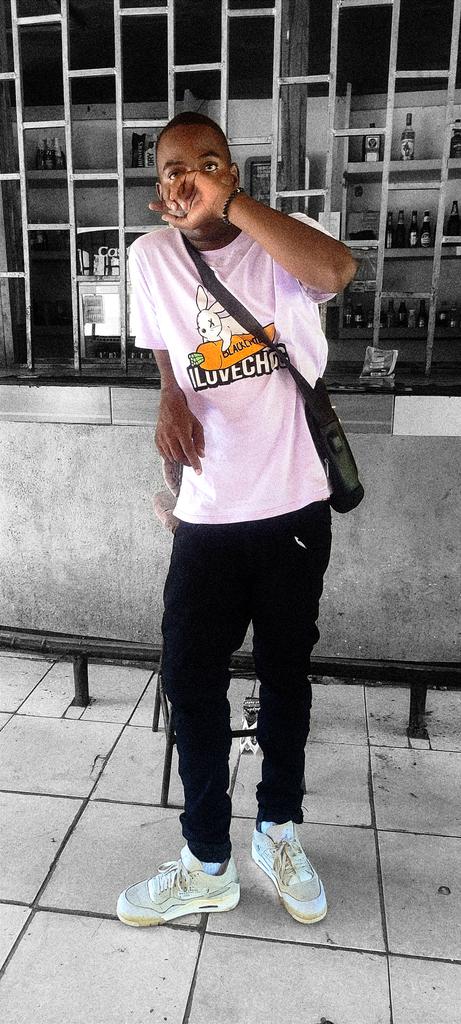 JrSteves2's tweet photo. moyo wambili, moyo wabwino ⚡ https://t.co/PNEc8iTGtc