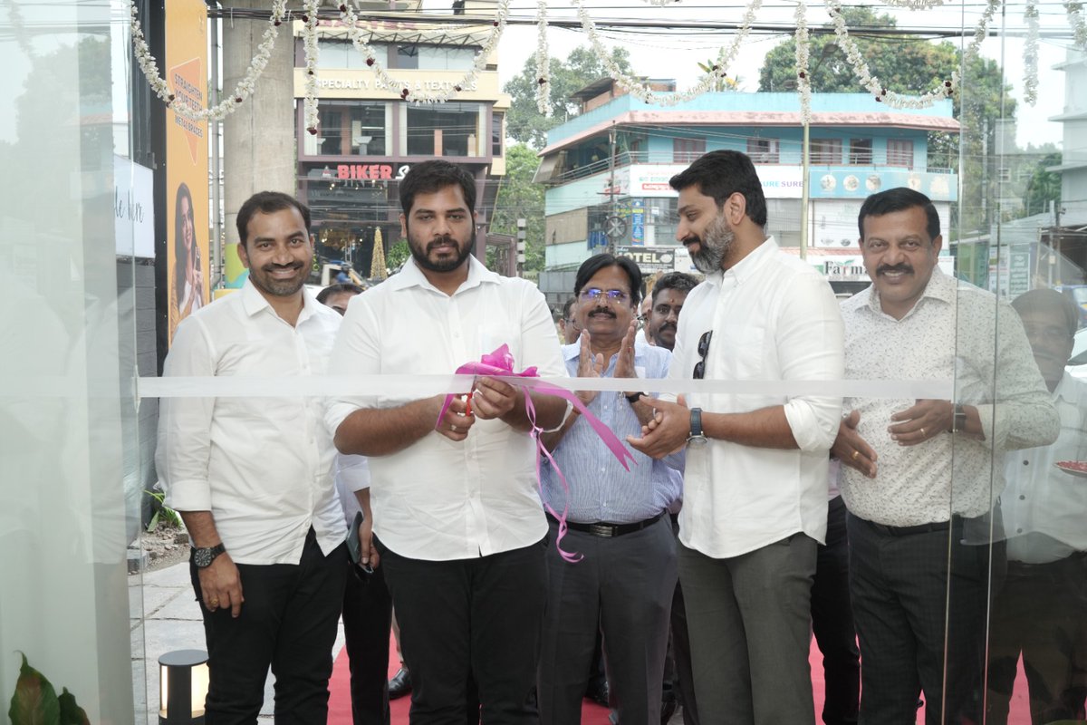vkgaddam's tweet photo. A day with another milestone accomplished. Some glimpses of the #ATUMLife Kochi launch yesterday!