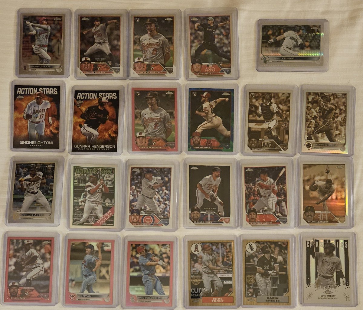 3bangerbreaks's tweet photo. #TBBDraft - 2022 + 2023 #Topps #Chrome #Black #Baseball #Hobby #Box #Break

🔴#Bonus #Blasters - 2022 Chrome + 2023 #Update #Series

#TBBCrew #TBBDraft #TBBRazz #MLB #BreakCredit #LuisRobert #AndrewMcCutchen #Encased #Autographs #Numbered #ByronBuxton #BoBichette #GunnarHenderson https://t.co/8VdDi2fNJP