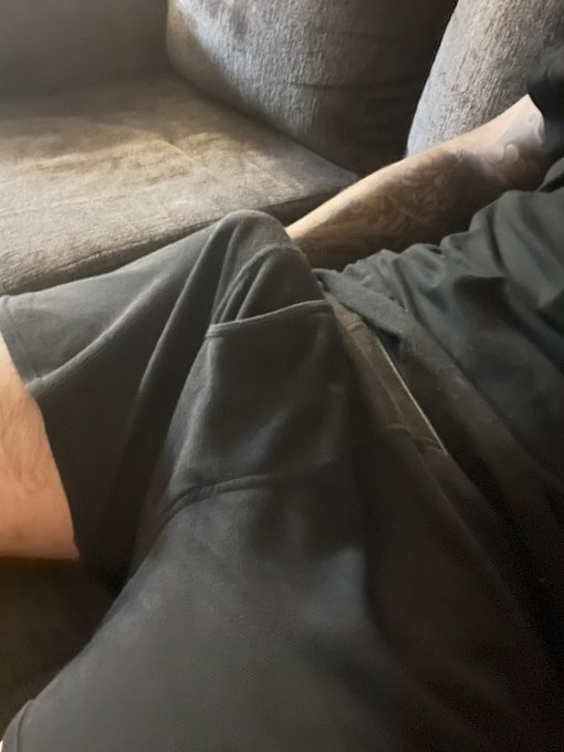 These draws ain’t enough to contain the beast 😜 https://t.co/JL4MwzTvBK