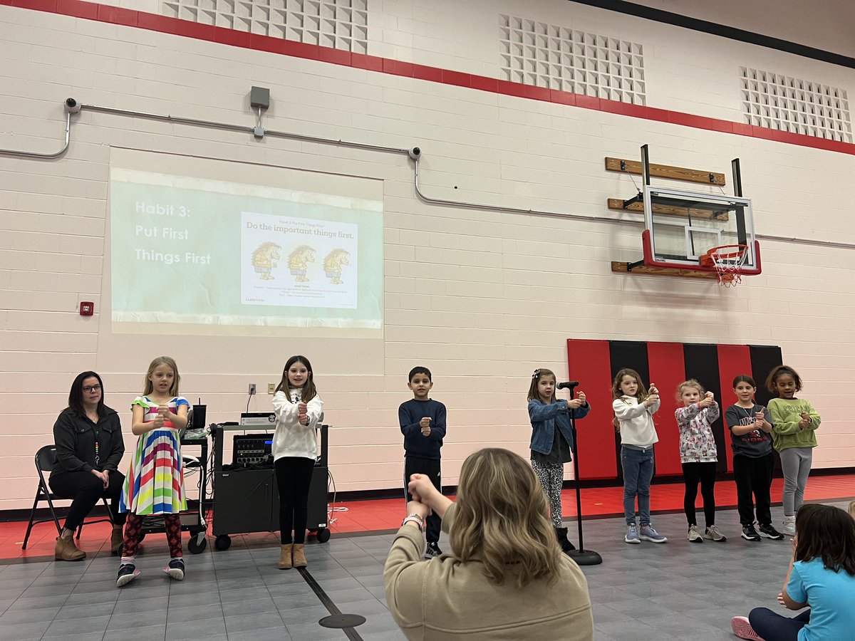 ShannaHelmke's tweet photo. So excited to be apart of our @TheLeaderinMe journey @Novakelem! The students did a great job explaining the 7 Habits to students and staff at our kickoff assembly 🤩 #leaderinme #Leaders https://t.co/SHlu3nMb2F