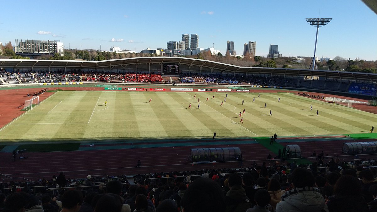 satttomiso's tweet photo. 市立船橋 vs 名古屋 見に来ました⚽️後半直後で2 - 1。

市船の応援はやっぱり凄いけど、名古屋も負けてない！ https://t.co/s2a8rfQgZg