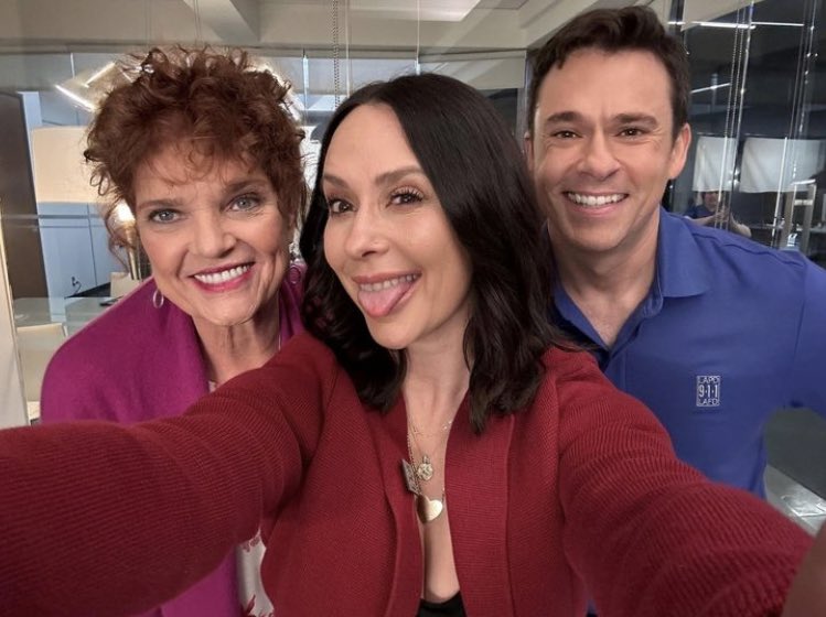 Filming officially commenced today. Appears to have just been call center scenes. But we are so BACK! #911onABC