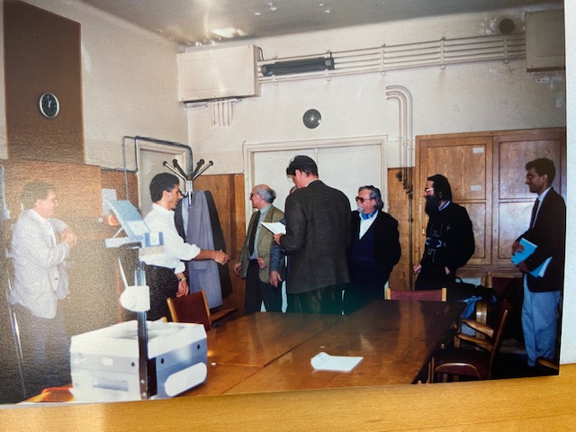MattoussiGroup's tweet photo. 2023 was big for the QD crowd, as the Chem. Nobel prize was awarded to 3 greats working on colloidal QDs. I wanted to share with you a couple of grainy photos from my Habilitation in 1994. They show 2 Nobel winners: de Gennes (1991/Phys) and Bawendi (2023/Chem). Coincidence! https://t.co/q1IGNh3sbC