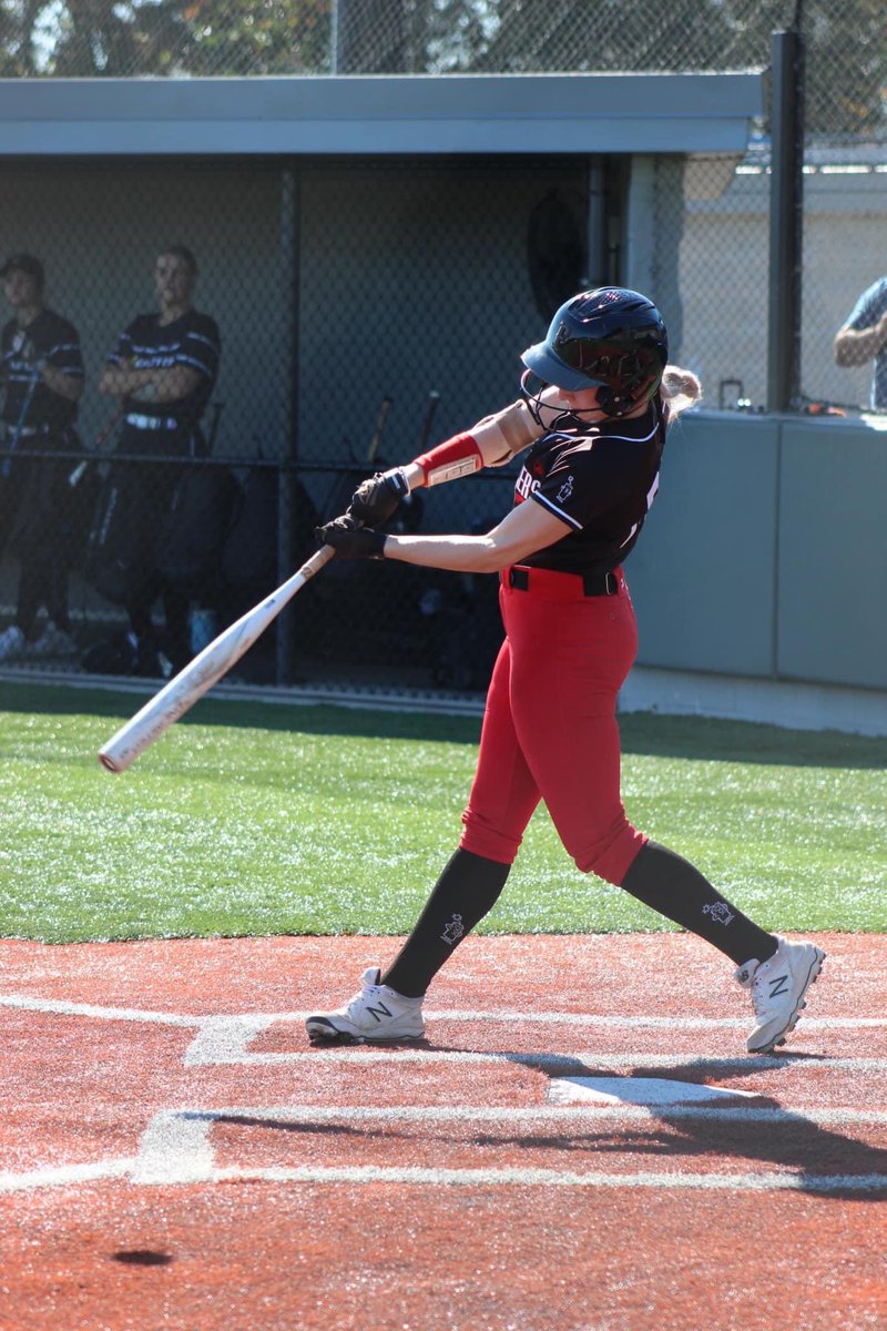 A_Firecrackers's tweet photo. 🧨🧨🧨Birthday Alert🧨🧨🧨Wishing our #25 the happiest of 18th birthdays!!!! @AjVineski we hope you had the best day ever! #FCFamily #FCBdays #TimeToAdult #TimeForCake https://t.co/soSfnHeYcz