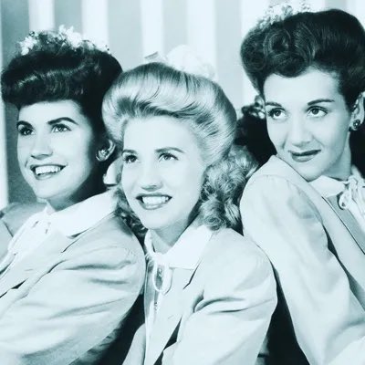 Celebrating Maxene Andrews on her birthday! – swing/jazz/traditional pop singer – #TheAndrewsSisters – group hits include – Boogie Woogie Bugle Boy – (1/3/1916 – 10/21/1995)

TheFrogHoller.com #happybirthday #MaxeneAndrews 
apple.co/2jKN0jo