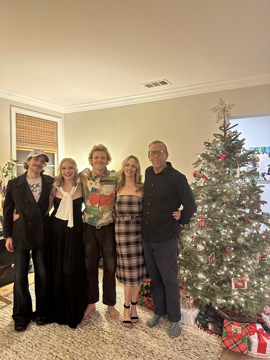 taleof2writers's tweet photo. Joyous Noel! https://t.co/cO2OGf4woj