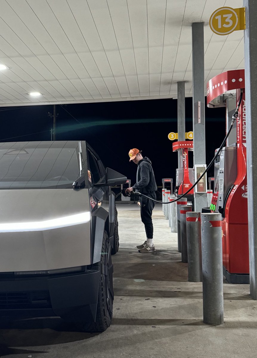 James Drou tweet media