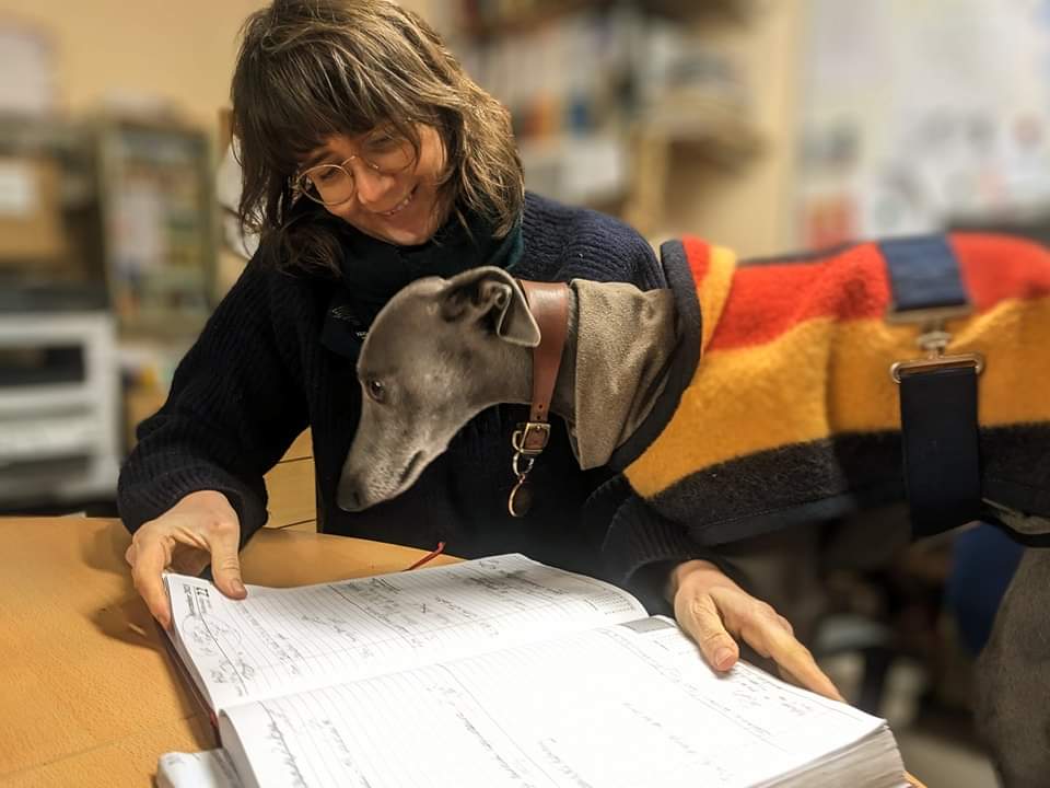 PilsdonComm's tweet image. Our first morning meeting co-ordinated by a canine... 
#community #mornings #puppypower #dogsofinstagram