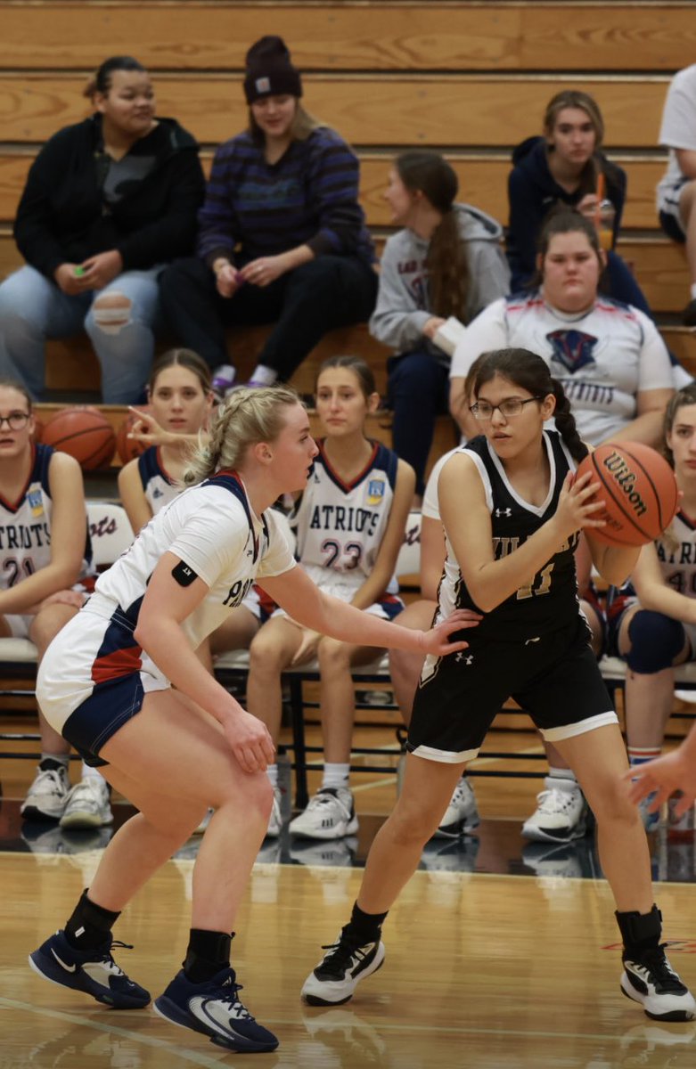_Charlie_Walker's tweet photo. You couldn’t ask for better team leaders than @becca_gore15 &amp; @Aubrey66542697. Congrats on a great win on senior night &amp; thanks for being amazing captains &amp; teammates! #LadyPatriots #SeniorNight https://t.co/7KNKuLXpMF