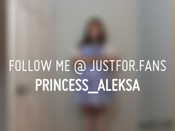 me in my cute dress...  See this and more at: https://t.co/4MZhit98U5 https://t.co/b2hB4DeYBz<a href="/tag/diaperlover"class="tags"><span>#diaperlover</span></a><a href="/tag/abdl"class="tags"><span>#abdl</span></a><a href="/tag/jff"class="tags"><span>#jff</span></a><a href="/tag/justforfans"class="tags"><span>#justforfans</span></a><a href="/tag/abdlgir"class="tags"><span>#abdlgir</span></a>
