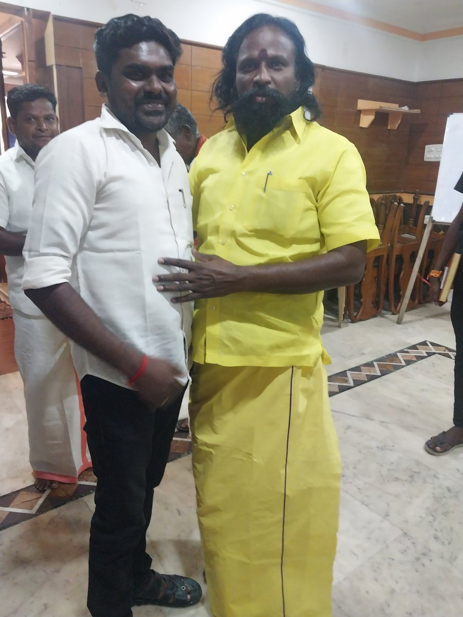 PonnaiK's tweet photo. நேற்றைய தினம், 
புதுக்கோட்டையில்......

வீர முத்தரையர் முன்னேற்ற சங்கத்தின் அடுத்தகட்ட நகர்வு குறித்து #சமநீதிபோராளி_அண்ணன்_KKS அவர்கள் தலைமையில் #மாநில_நிர்வாகிகளுடன் கலந்து ஆலோசித்த போது...... https://t.co/dtRd0WYgA6