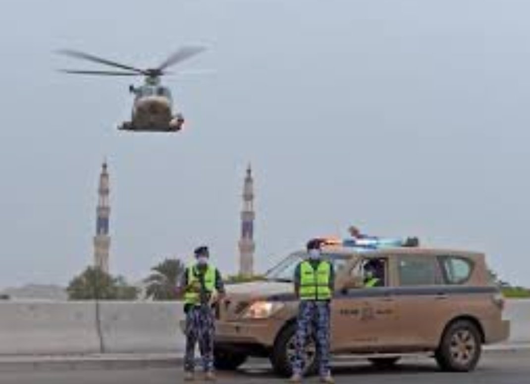 ssrrss53's tweet photo. #شرطه_عمان_السلطانيه

هنا ركعوا هنا سجدوا
هنا الأيام تشهدْ أنهم صمدوا

وما هانوا ولا لانوا
وهذا عزمهم شاهد
وهم بالحق قد شهدوا

رجال الله قد حُمِدوا
فكان الحمد ديدنهم وهم لله قد حَمدوا

رجال عمان والسلطان
إذا جَدّ الوغى جدّوا

وما كانوا سوى أُسدٌ
تُخلّدهم صنائعهم وقد خلدوا

راشد https://t.co/6nAF3Bqb9R