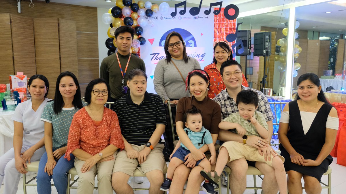 bryandsi's tweet photo. Throwing it back to our annual Thanksgiving Party, where we turned up the retro vibes! 🕺💃🎉🙌

A heartfelt shoutout to our incredible employees, the true stars of our Company's success. 🌟 Let's keep rocking and rolling together! 🎈✨

Cheers to the HEART of our Company! 💖🥂 https://t.co/e09f8o4DbW