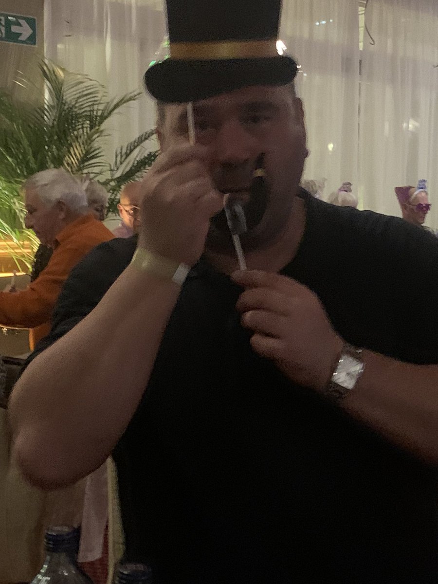 Happy 48th birthday to my bear 🐻 my best friend &amp; the kindest loveliest man Iv ever met me &amp; kiki love you 😍 have a lovely day andy xxxxx <a href="/AndrewONeill76/">Andrew O'Neill</a>