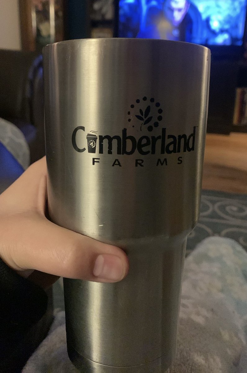 People are crazy for spending $45+ for a stanley cup. I've had this bad boy for at least 5 years! My @cumberlandfarms cup is the GOAT!