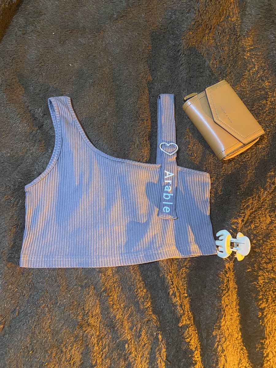 umayessss's tweet image. #bajuthrift lucu, pengiriman bekasi, minat? Dm ig @rmishoppp😉 #LavanyaBJ #PDCWorldChampionship #PerusakNU