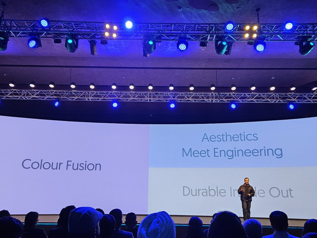 Tarunpathak's tweet photo. @hawkeye @PrateikDas @GadgetFreak4U @CounterPointTR @neil_shah @Shilpijain30 Xiaomi is spot-on with the CMF choice on the new #RedmiNote13 
-> Mutiple blocks with symmetrical design ( flash is nicely covered as well
->  Advanced Leather Design
-> Corning Gorilla Glass Victus ( a first in the segment)
-> Wow IP68 (another first for note series) https://t.co/N2Prc6npdD