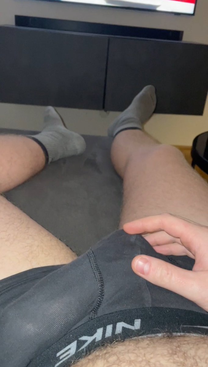 better be ready to be used by my big cashcock today fags! 
i‘m in drain mood 🤑

#cashmaster #footmaster #malefeet #loser #zahlsklave #geldherr #geldschwein #geldsklave #drain #sub #footslave #paypig #cashslave #cashfag #fagtax #serve #dom #gay #gayfeet #gayfootfetish