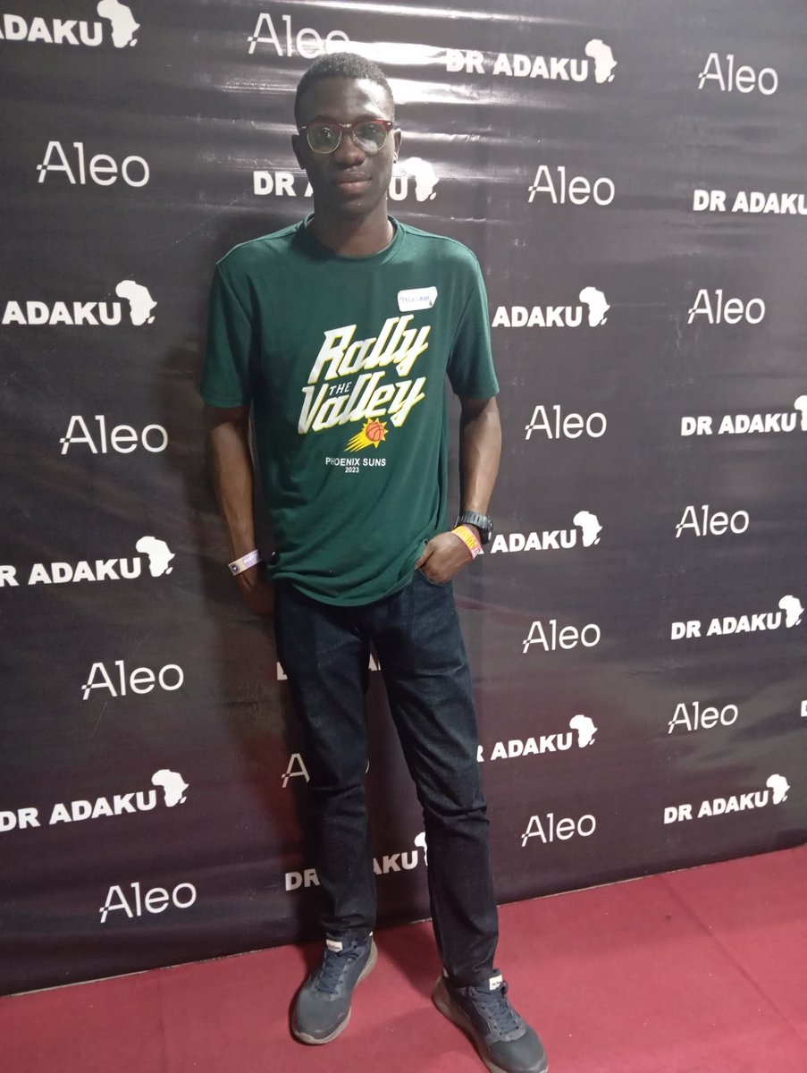 TolulopeIfeyemi's tweet photo. Embarked on an extraordinary journey at with @DrAdaku and @alysiatech, diving deep into the world of #AleoBlockchain and the revolutionary Leo programming language. The insights gained were invaluable. 🚀1/3
#aleonigeria #aleolagos #aleozkhouselagos
#HappyNewYear https://t.co/CUiLHEhCEu