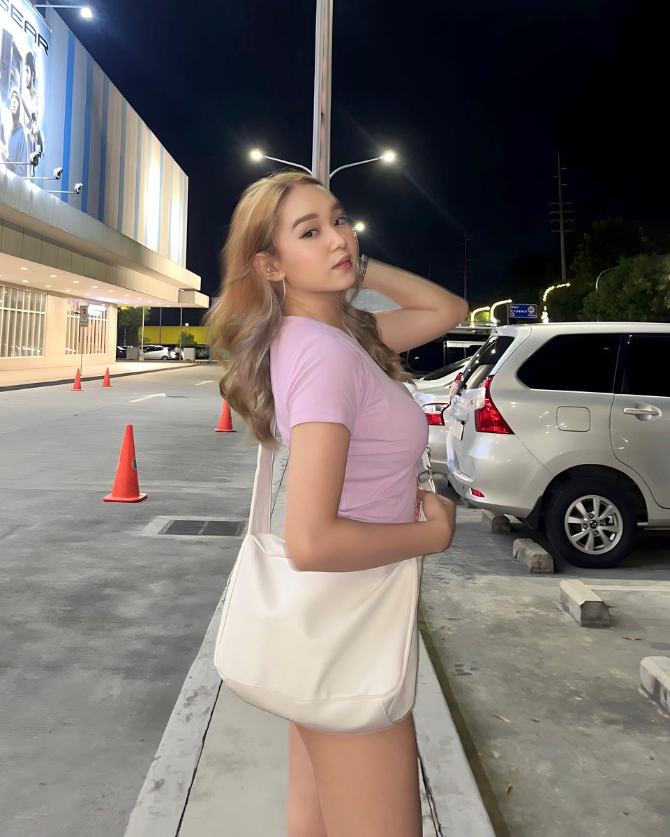AshDeGuzman17's tweet photo. Happy New Year Everyone 🎉 🎉🎉

#2024 More Blessings to come 💸💸💸 https://t.co/3AXm7MLRUc