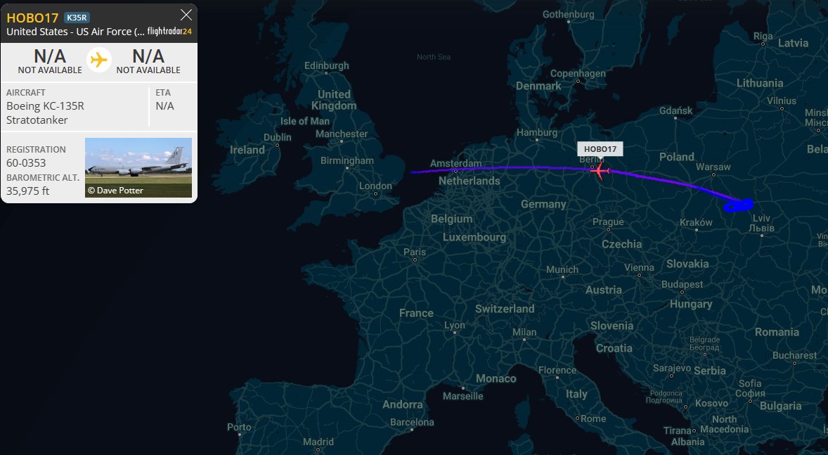 GlobeSentinels's tweet photo. #HOBO17 #USAF KC-135R Stratotanker RTB after refuelling fast movers policing #NATO's eastern flank over #Poland, after a cruise missile barrage by #Russia this morning on #Ukraine. Trying to prevent a similar incident to last week when a missile broke through. https://t.co/heXBInQEU3