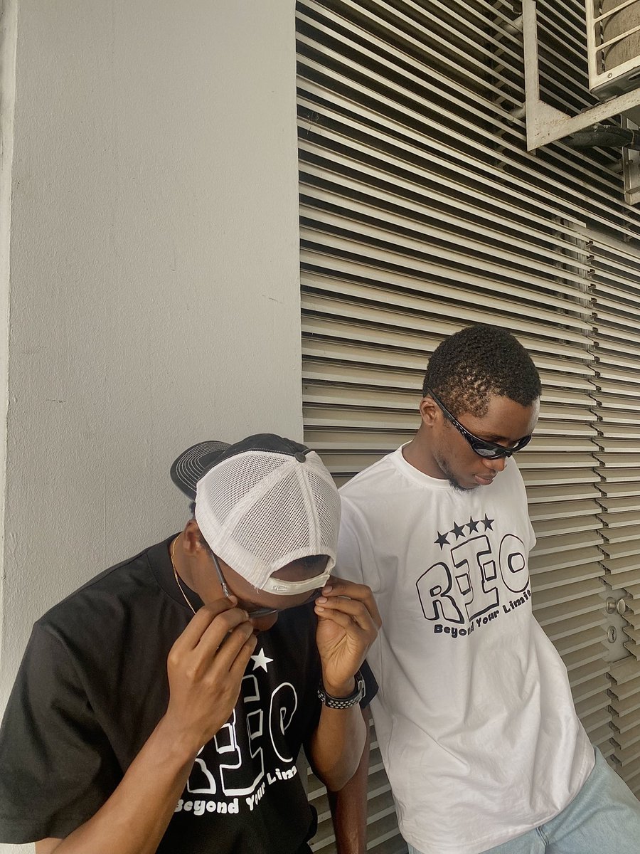 reeobyl's tweet photo. Empower your style, exceed your limits. 

Elevate your wardrobe with our Beyond Your Limit Logo tees – where comfort meets motivation. 🚀

 #BeyondYourLimit #StyleWithPurpose #REEO #reeobyl #reeobeyondyourlimit https://t.co/dahuG0wpWE